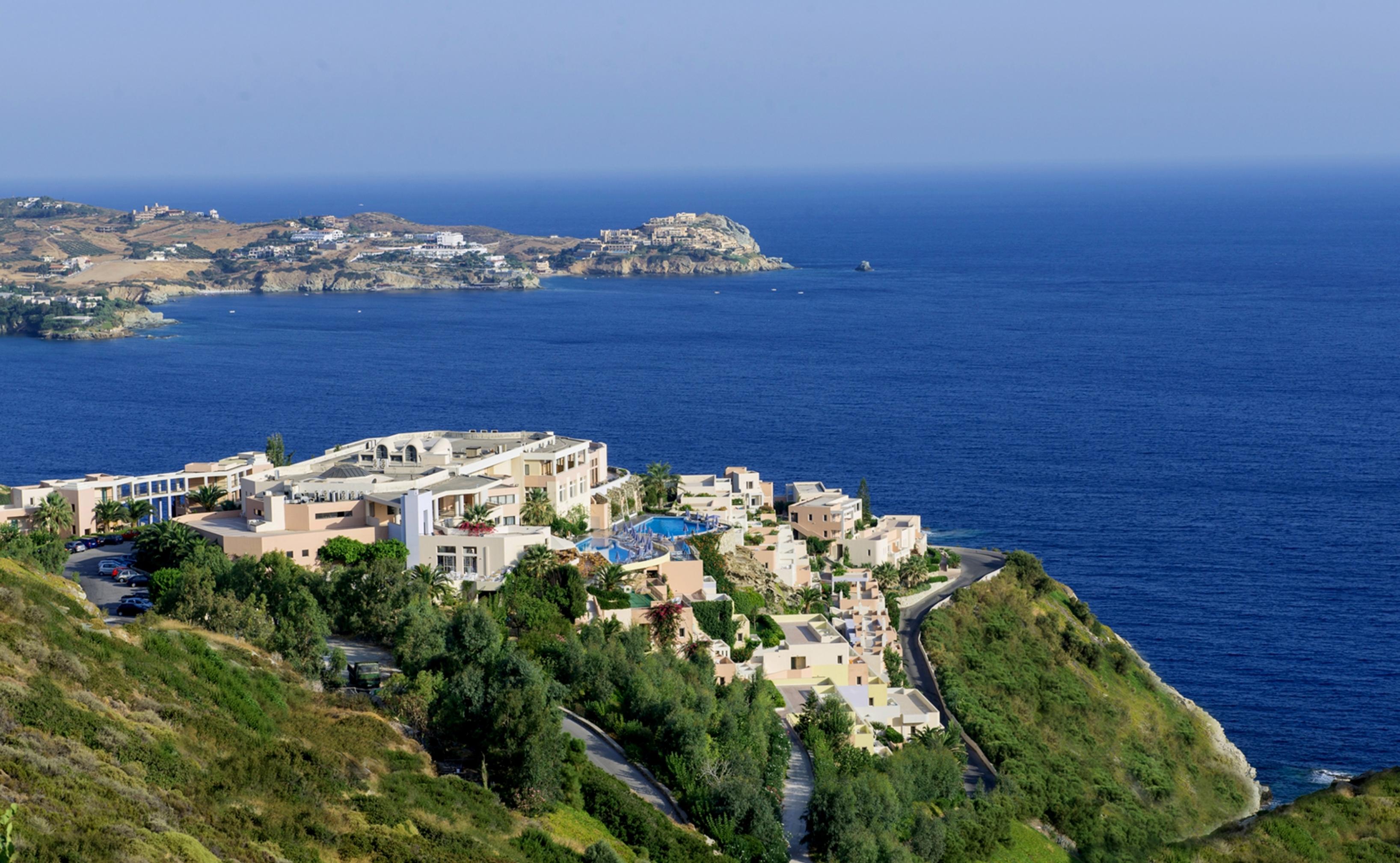 Resort Athina Palace & 5*